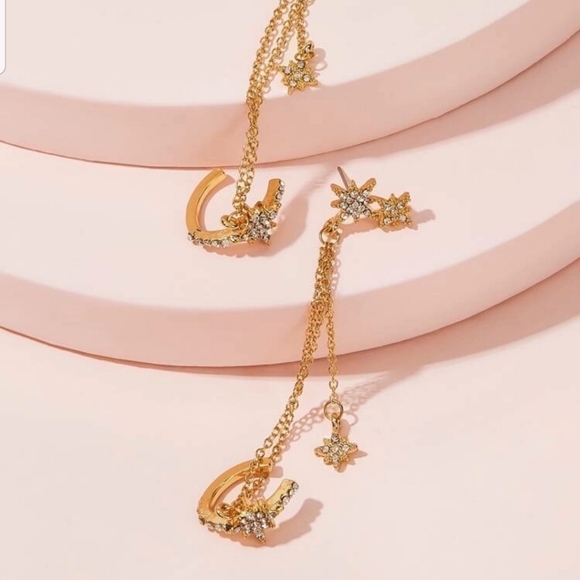 *Parker* Cuff and Chain Earrings - Picture 4 of 6